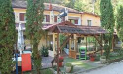 Poslovni prostor / Lokal, Cazin, Stovrela, prodaja, 330m2, -1e, id622