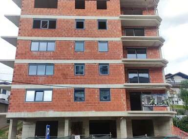 Trosoban stan, Cazin, Mala Lisa, prodaja, 63m2, 2800e, id644