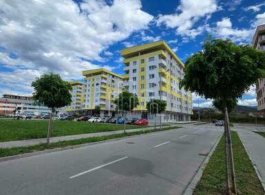 Trosoban stan, Sarajevo, izdavanje, 76m2, 800KM, id710