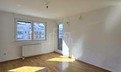 Trosoban stan, Sarajevo, izdavanje, 78m2, 800KM, id774